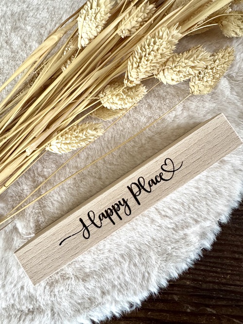 Herz im Holz - Foto- und Kartenständer Happy Place 