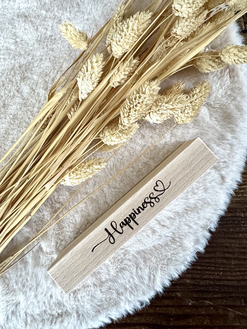 Herz im Holz - Foto- und Kartenständer Happiness