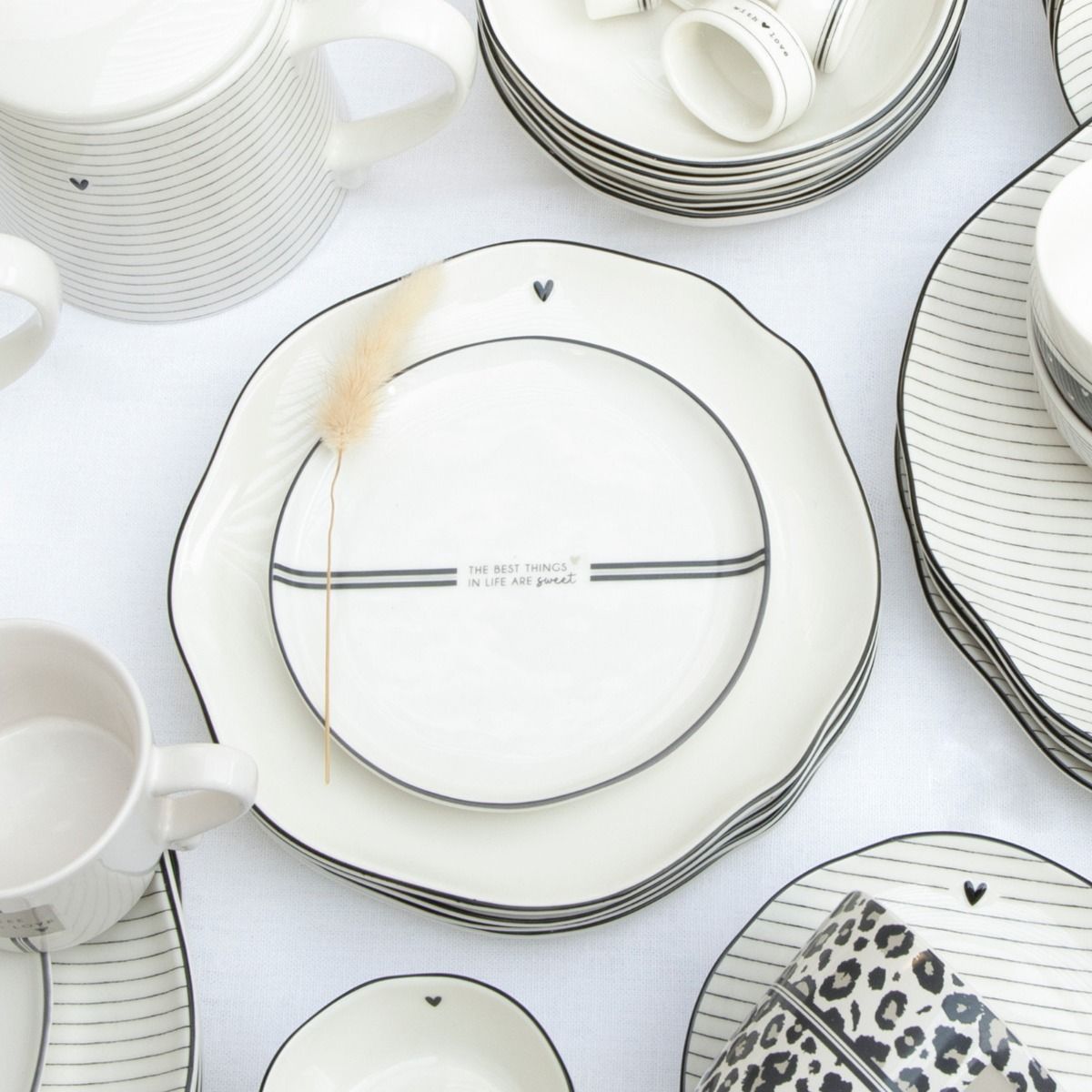 Bastion Collections Speiseteller Herz Schwarz - Durchmesser 27 cm