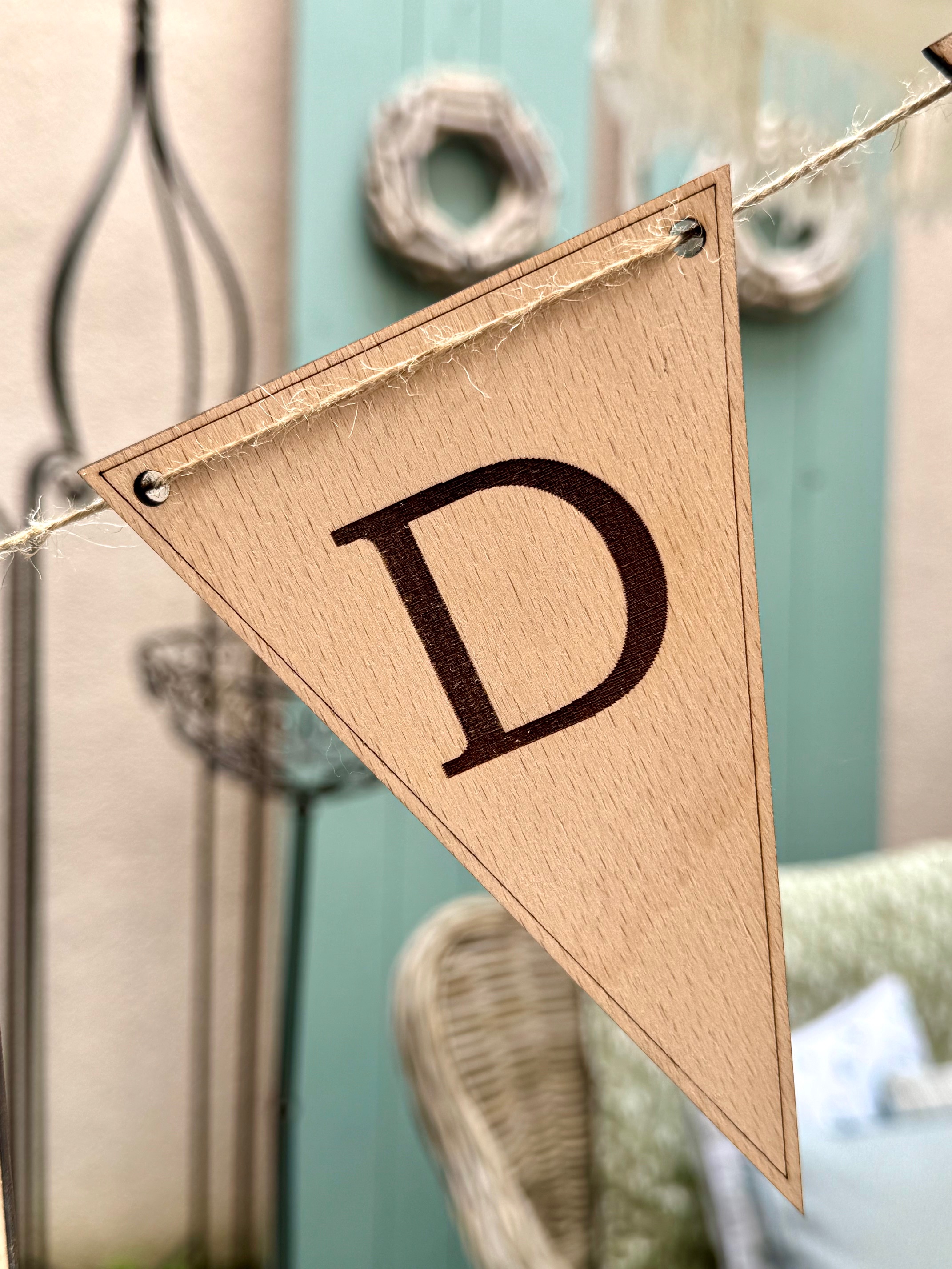 Herz im Holz - Wimpelkette - HAPPY BIRTHDAY 