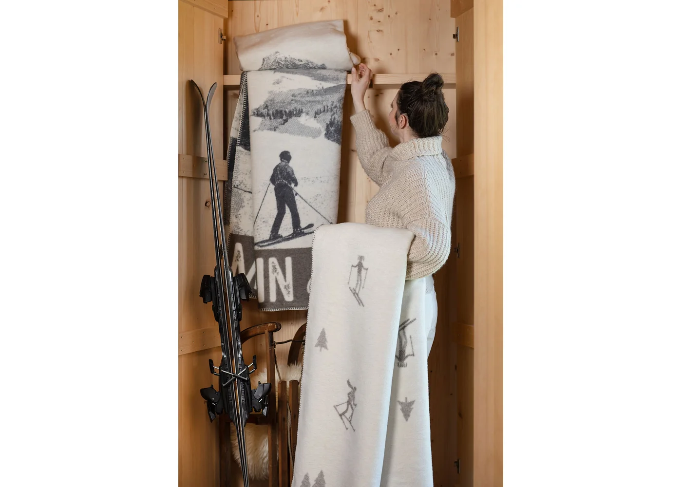 David Fussenegger - SAVONA WOHNDECKE "Mountain Expedition" 