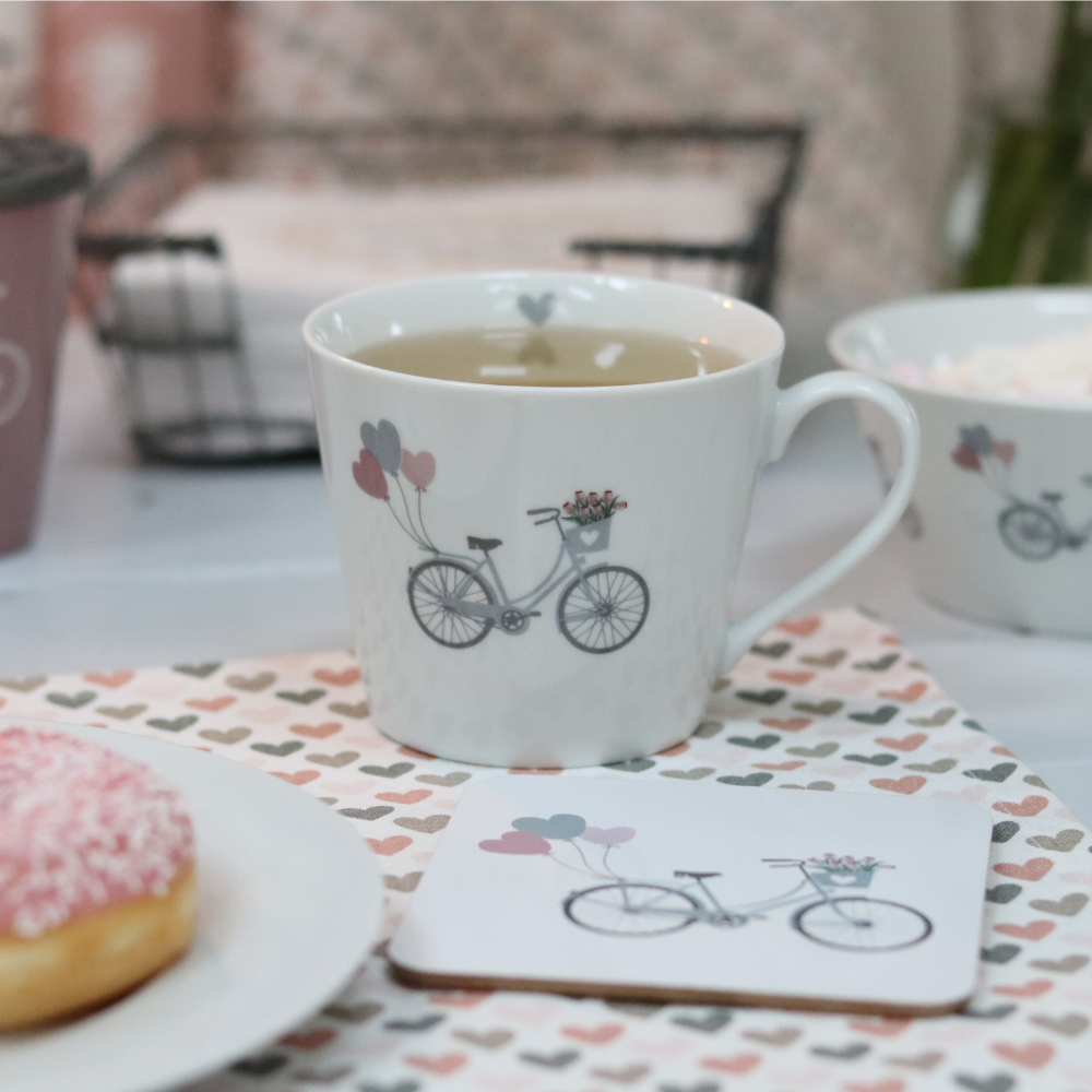 Krasilnikoff Happy Cup Fahrrad mit Ballons