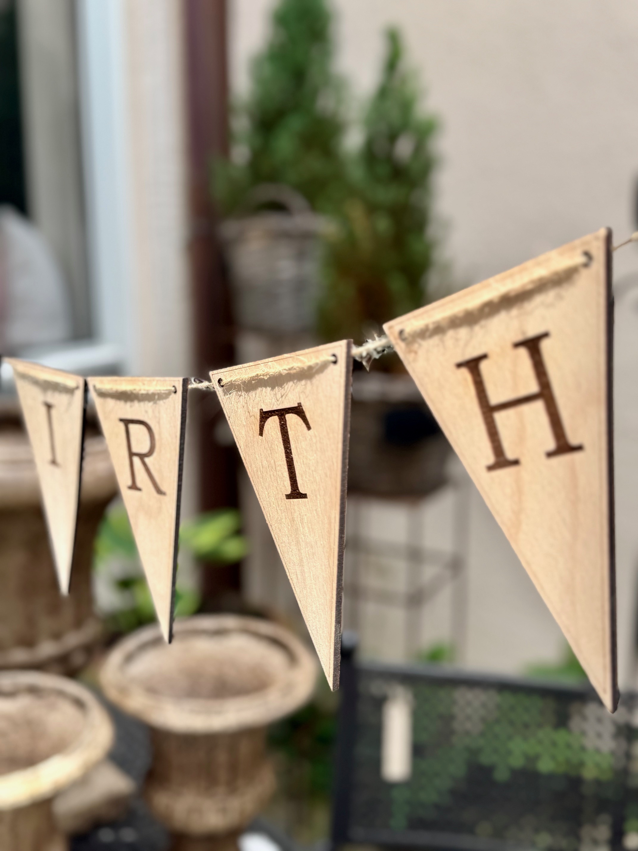 Herz im Holz - Wimpelkette - HAPPY BIRTHDAY 