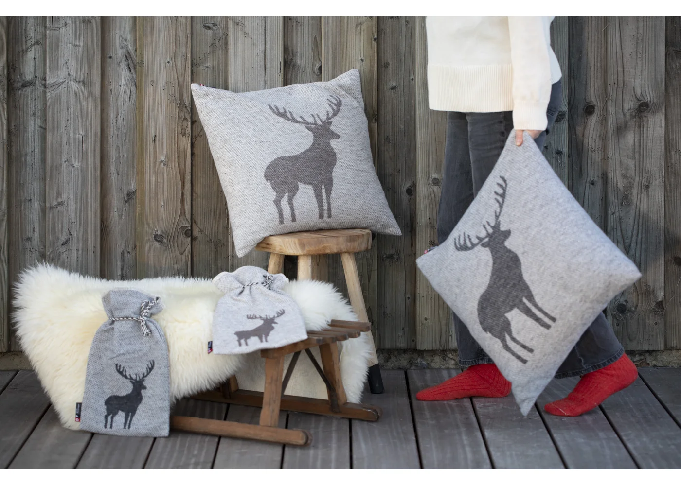 David Fussenegger - SILVRETTA KISSENHÜLLE HIRSCH STRUKTUR - 50 x 50 cm 