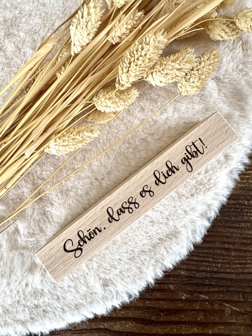 Herz im Holz - Foto- und Kartenständer Schön, dass es dich gibt!