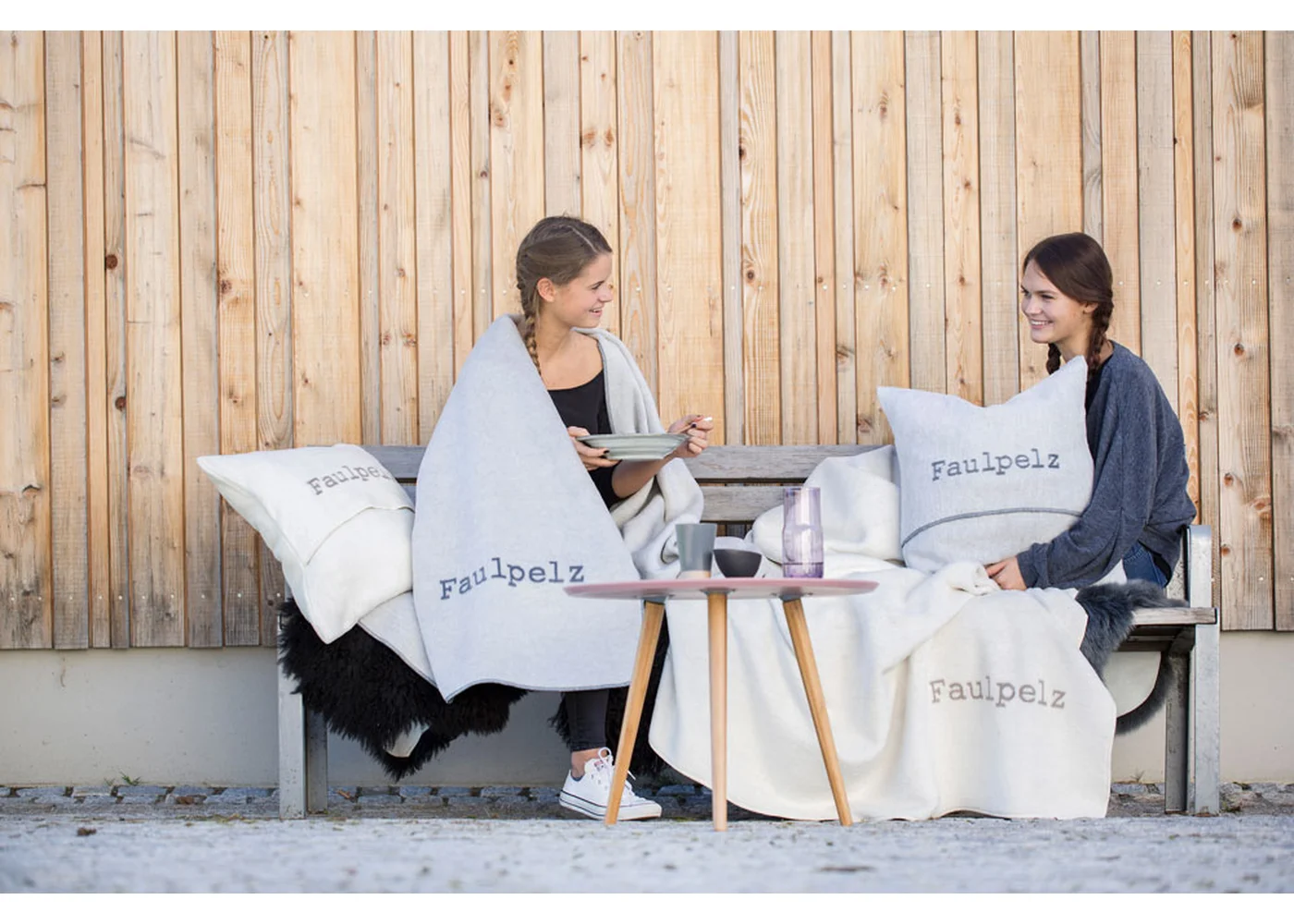 David Fussenegger - VERONA Kissenhülle "Faulpelz" - 50 x 50 cm 