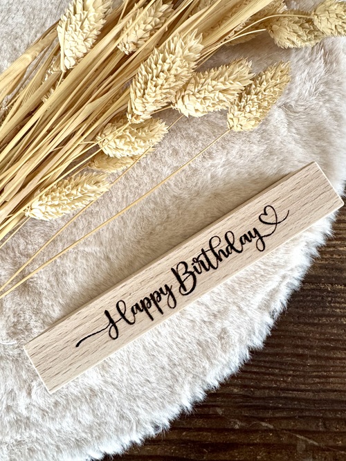 Herz im Holz - Foto- und Kartenständer Happy Birthday 