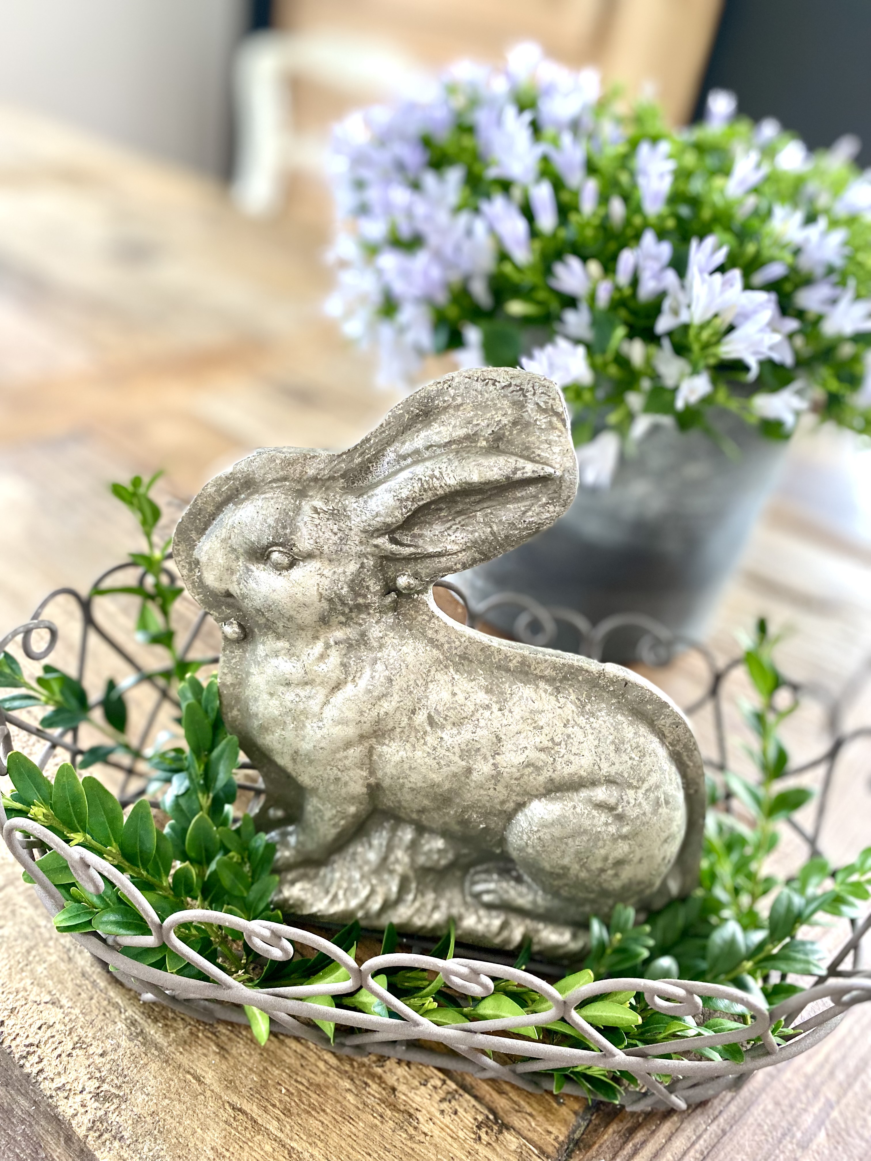 HASE NOSTALGIE SITZEND 