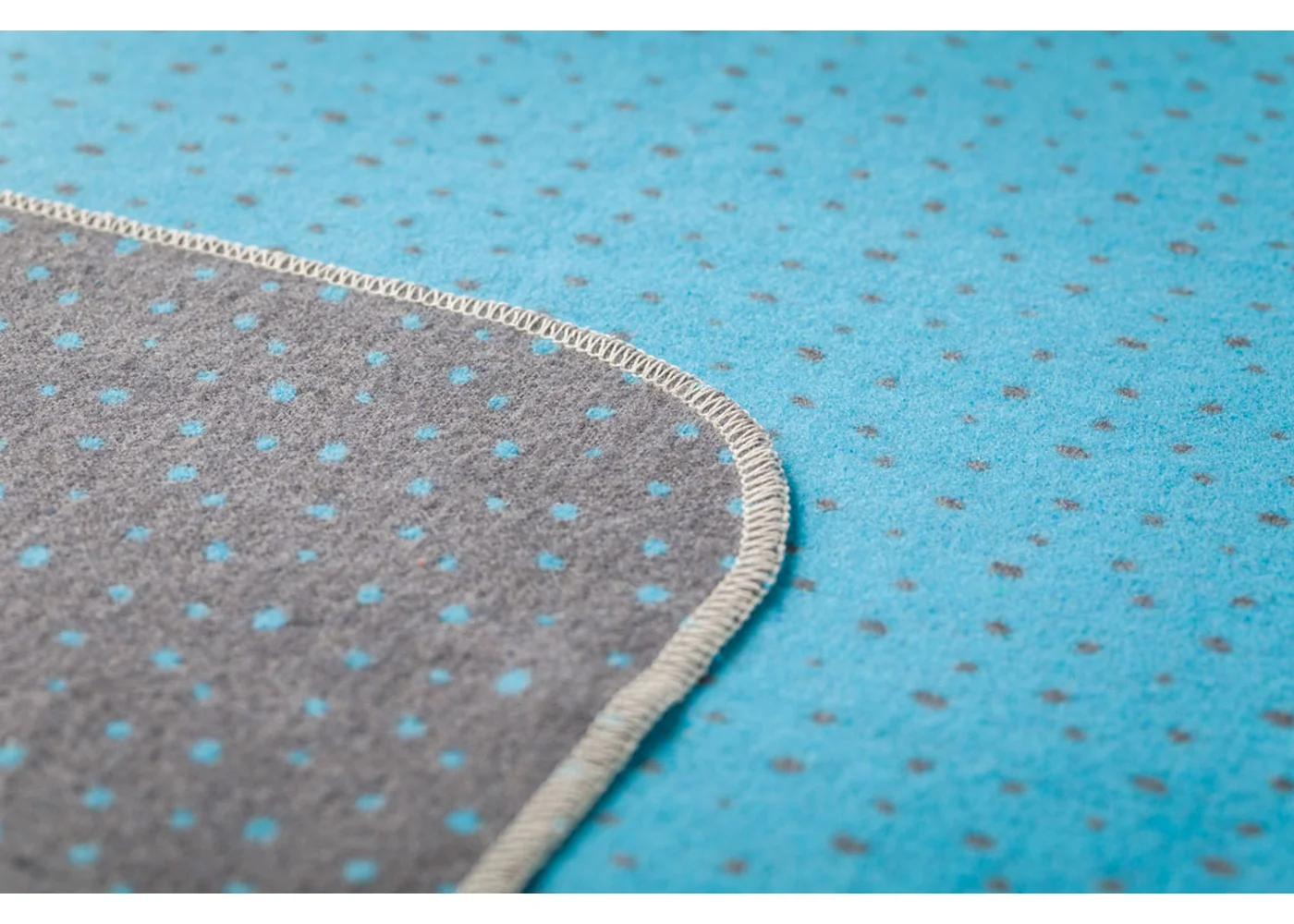 David Fussenegger - JUWEL SET DECKE IN PUPPE "FUCHS" 