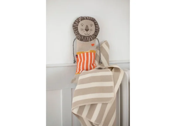 David Fussenegger - JUWEL SET DECKE IN PUPPE "LÖWE"  