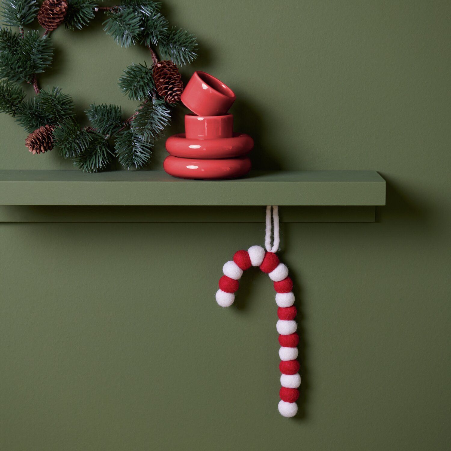 Rico Design AUFHÄNGER FILZKUGELN ZUCKERSTANGE ROT/WEISS