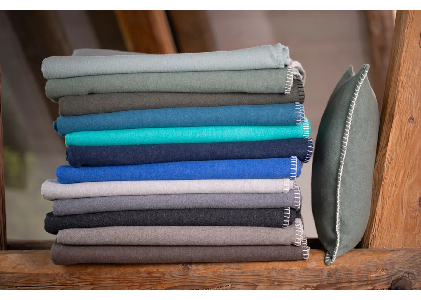 David Fussenegger - SYLT KISSENHÜLLE UNI FANGO -40 x 40 cm 