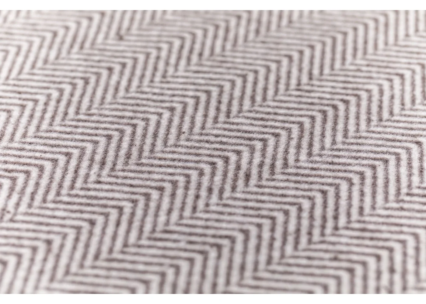 David Fussenegger - SILVRETTA Flanelldecke "Fischgrät"  Braun 